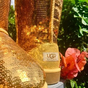 "Golden Girl" Sparkling ✨Uggs